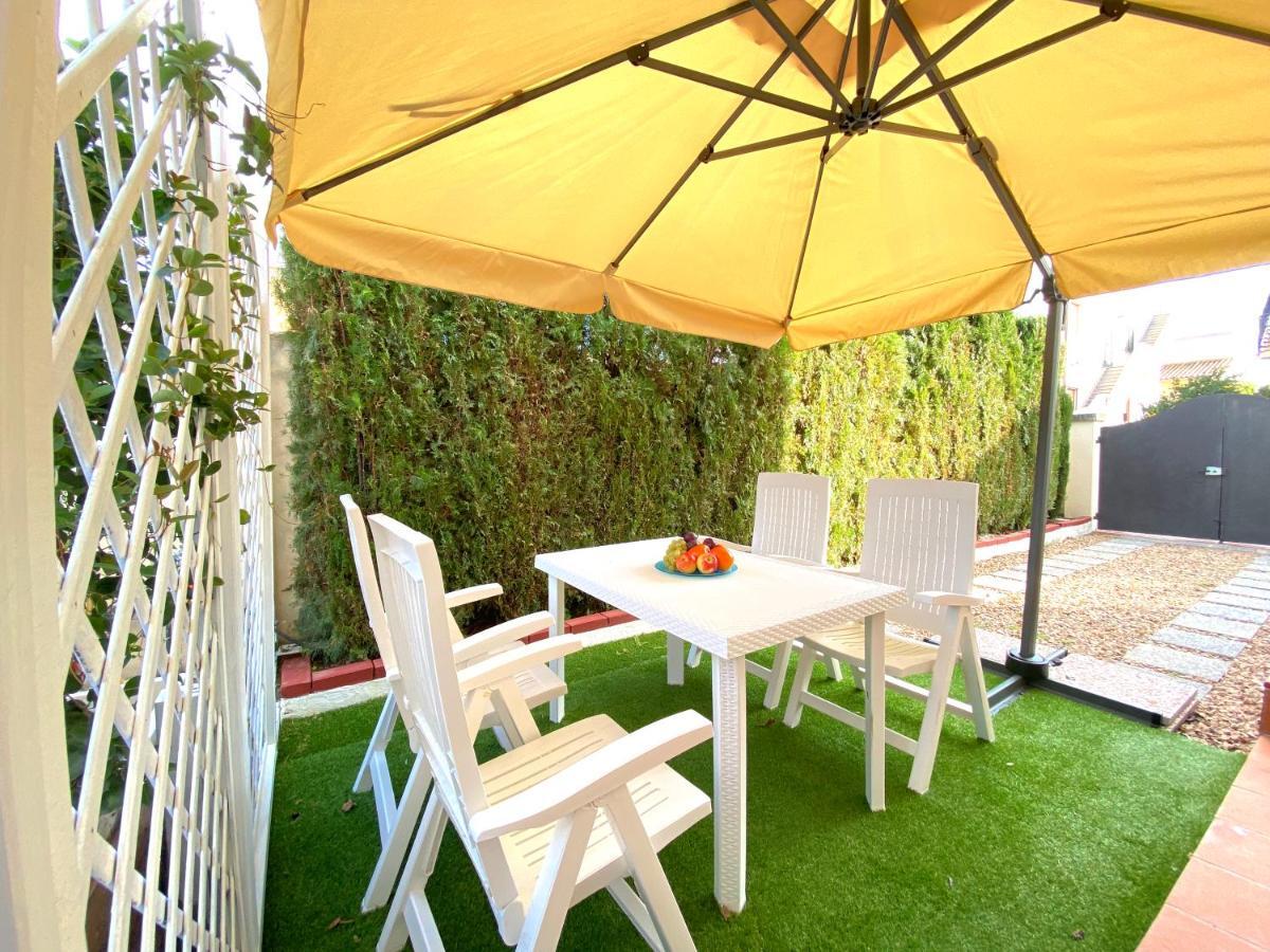 Apartment Homey Experience - City Dream Garden Apartment
